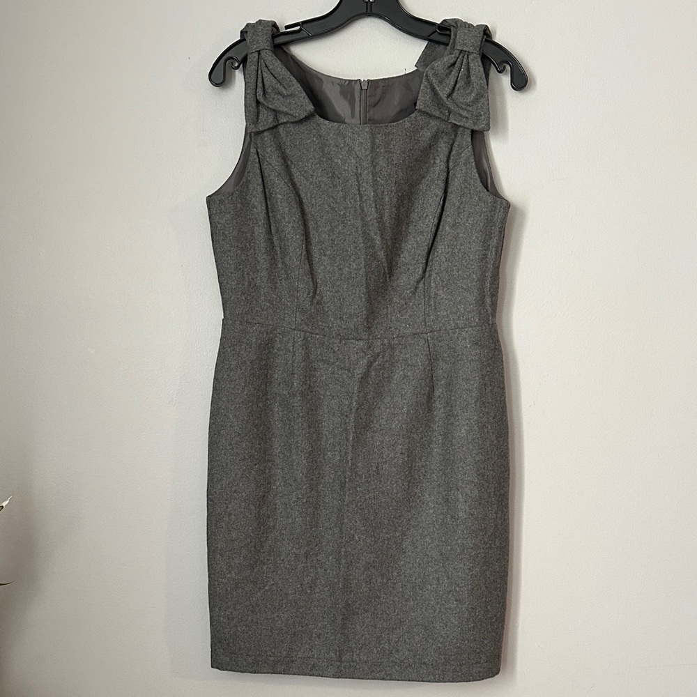 Elegant Gray Sleeveless Dress size L